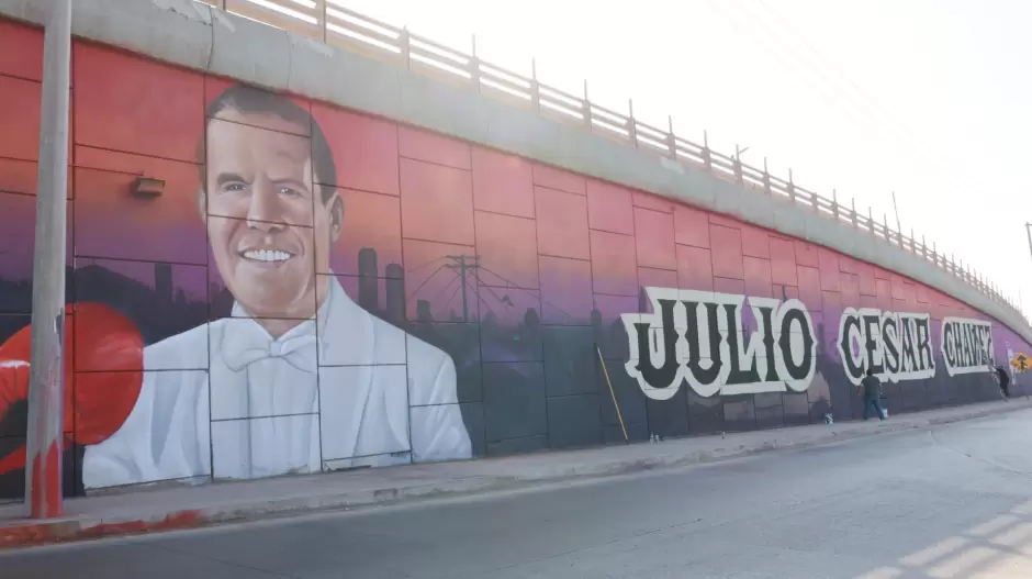 Reconoce alcalde Ismael Burgue�o a Julio C�sar Ch�vez con mural de 900 metros