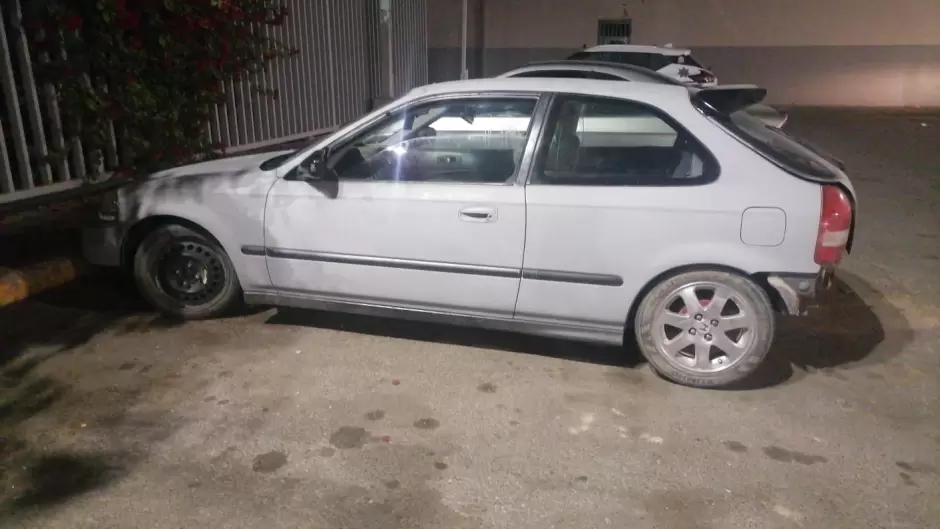 Tras persecuci�n, Polic�a Municipal detiene a dos por robo de veh�culos
