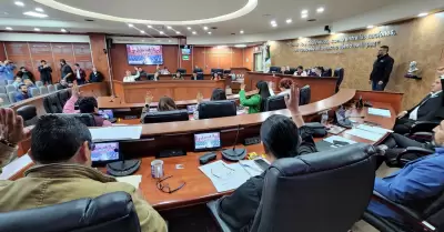 Avalan proyecto de reforma sobre extinci�n de �rganos aut�nomos