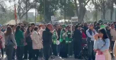 Evacuaci�n de trabajadores y usuarios del Palacio Municipa