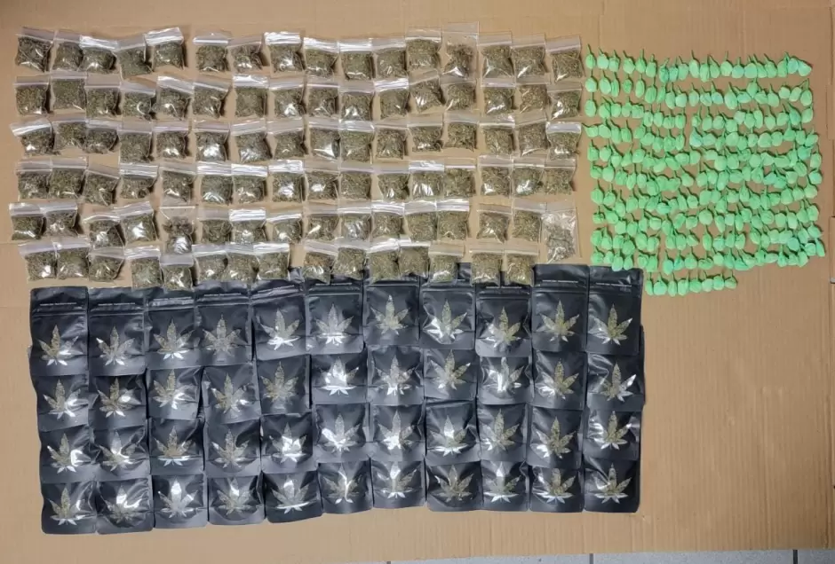Dictan sentencia de m�s de ocho a�os a una persona detenida con armas, marihuana y metanfetamina
