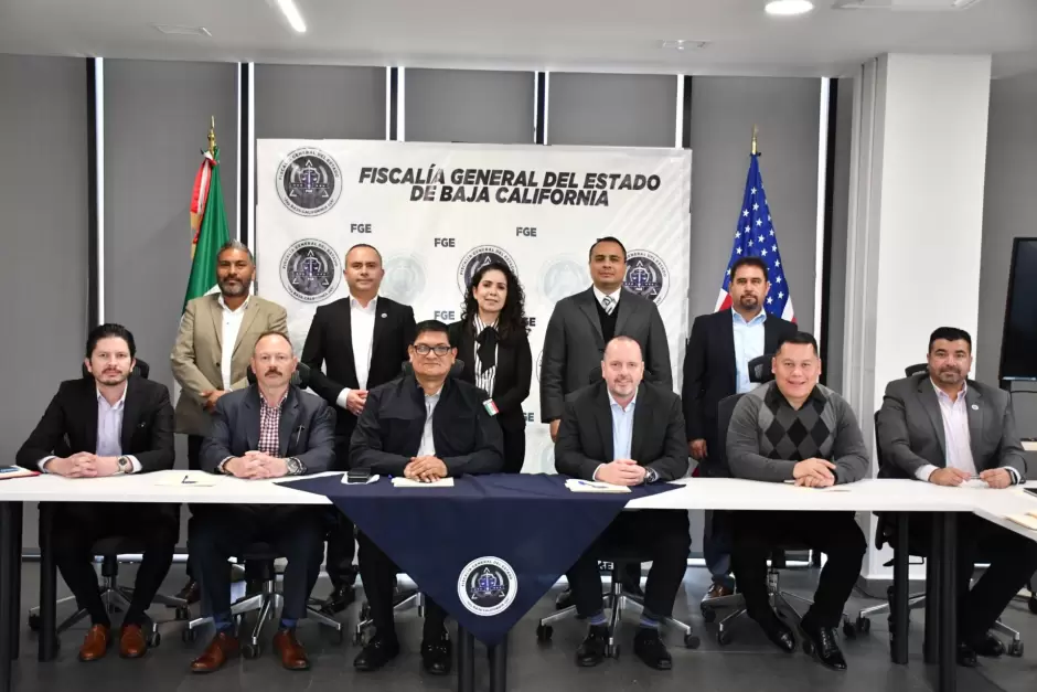 Realizan mesa de trabajo la Fiscal�a General del Estado y el FBI de Estados Unidos en M�xico