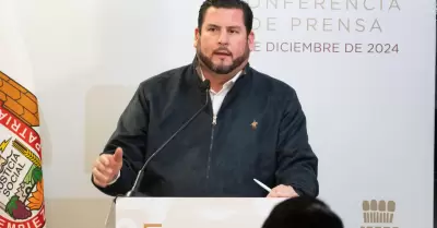 Jueves de Ma�anera con Ismael Burgue�o