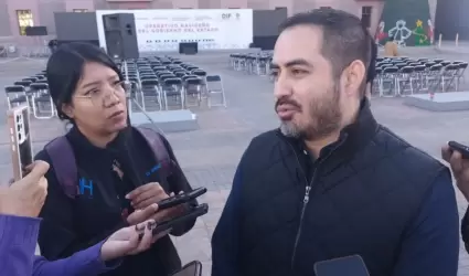 Manuel C��ez, director del Instituto de Becas y Cr�dito Educativo