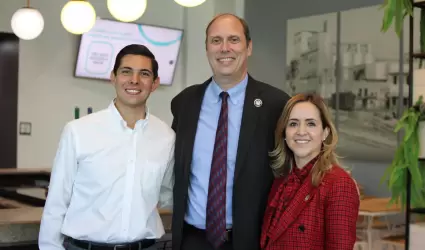 Recibe alcalde Rom�n Cota a c�nsul general de los Estados Unidos