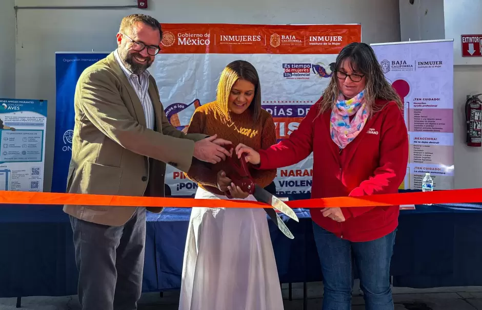 Realizan instalaci�n de Punto Naranja y presentaci�n de gu�a de atenci�n a mujeres migrantes en comunidad Aves