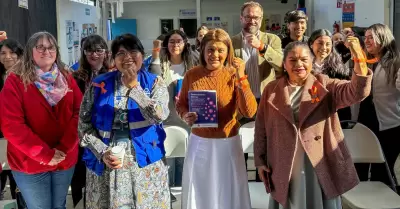 Realizan instalaci�n de Punto Naranja y presentaci�n de gu�a de atenci�n a mujer