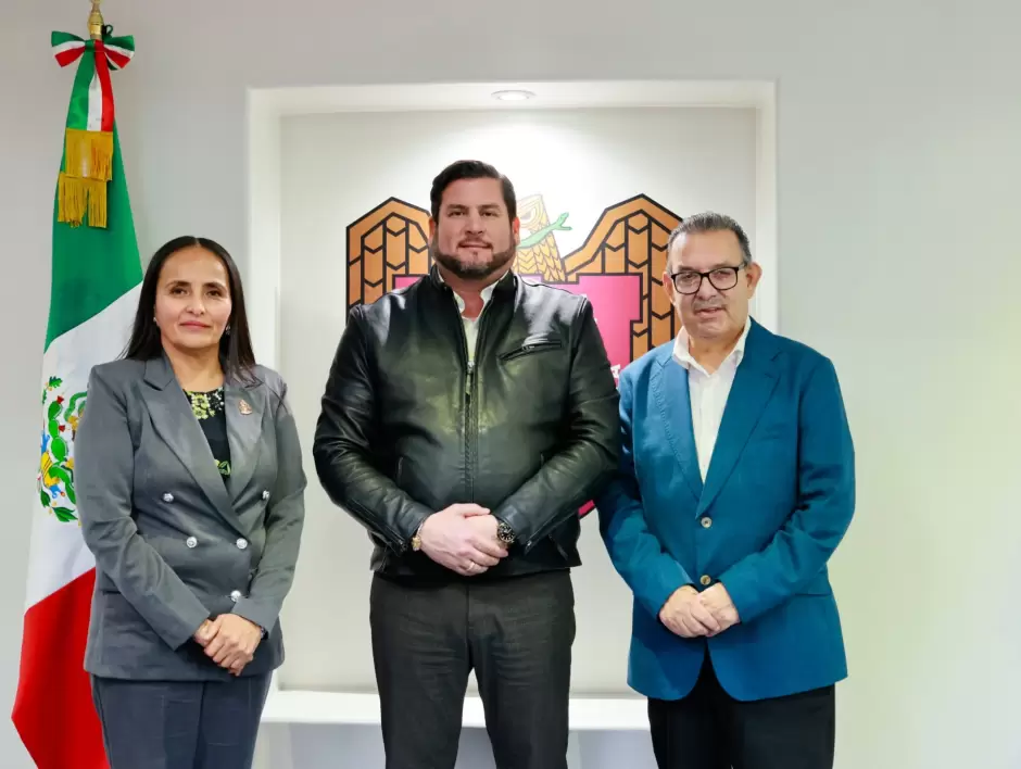 Se re�ne presidente municipal de Tijuana, Ismael Burgue�o, con representantes sindicales del magisterio
