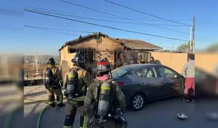 Mueren dos ni�os en incendio en vivienda de la colonia Francisco Villa