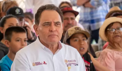 J. Adri�n Medina Amarillas