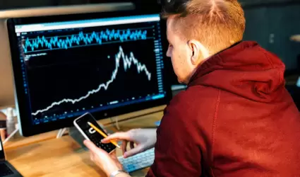 El Nasdaq 100 agrupa las 100 principales empresas tecnol�gicas y financieras.