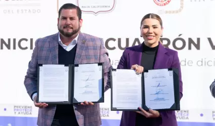 Gobernadora Marina del Pilar y presidente Municipal Ismael Burgue�o