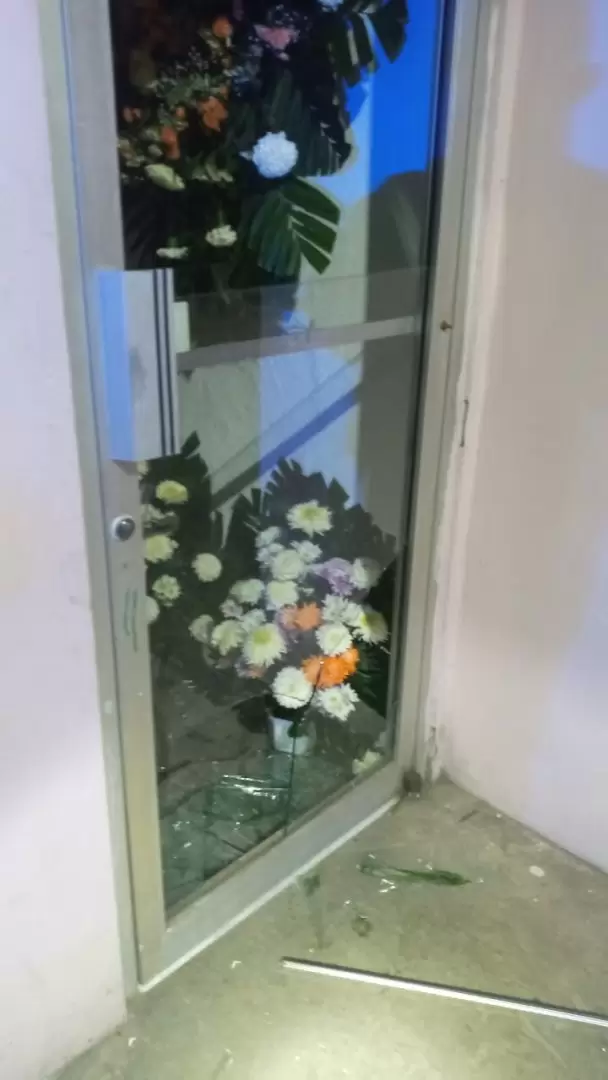 Joven es detenido por da�os a propiedad ajena en florer�a de Mexicali