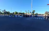 Personal de salud realiza bloqueos viales para exigir basificaci�n y seguridad social