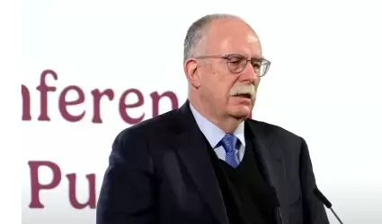 Julio Berdegu�, secretario de Agricultura