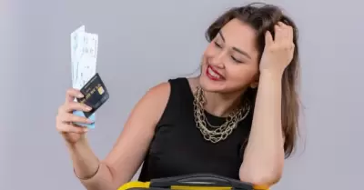 No se requiere pasaporte en vuelos nacionales, pero s� una identificaci�n oficia