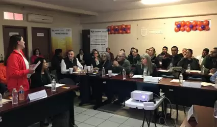 Recibe personal de CESPT capacitaci�n sobre el Punto Naranja