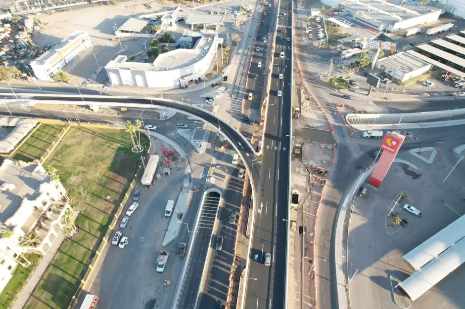 Habilita SIDURT puente de vuelta izquierda en distribuidor L�zaro C�rdenas y Carranza