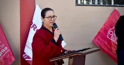 Alcaldesa Roc�o Adame entrega remodelaci�n de la Biblioteca Octavio Paz en la co