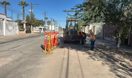 Obras de reposici�n de l�neas de agua potable en Mexicali