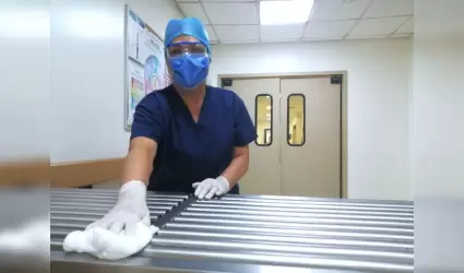 Reconocen el trabajo de su personal de intendencia