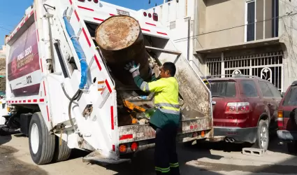 Recolecci�n de basura en El Refugio
