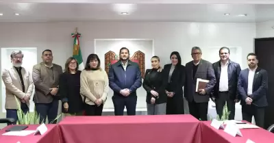 Encabeza presidente municipal Ismael Burgue�o instalaci�n de la comisi�n de aval