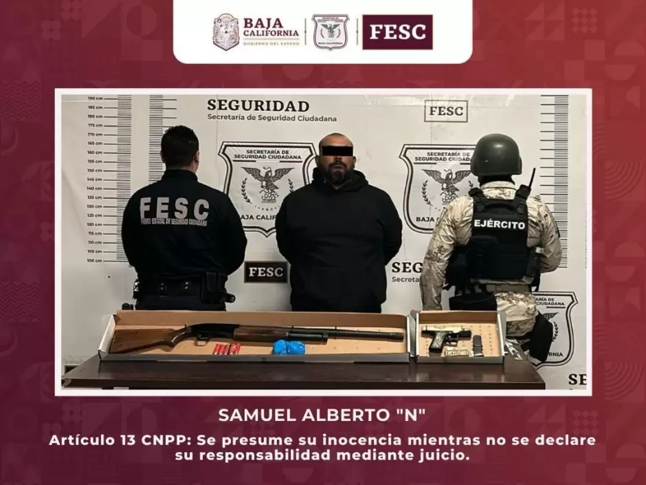 Detienen a 4 sujetos armados y aseguran veh�culo con luces estrobosc�picas