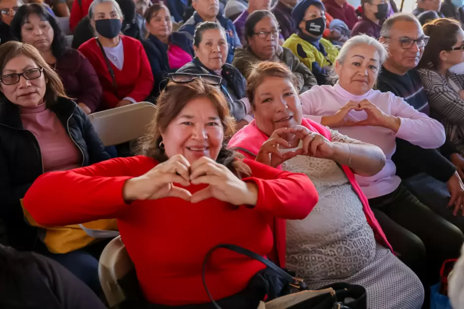 Beneficia gobierno de Marina del Pilar a 47 mil adultos mayores a trav�s de programas sociales