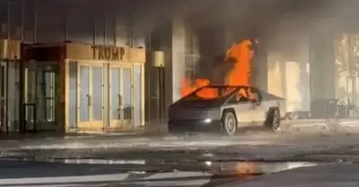 Explosi�n de Cybertruck frente al hotel del presidente electo de Estados Unidos,