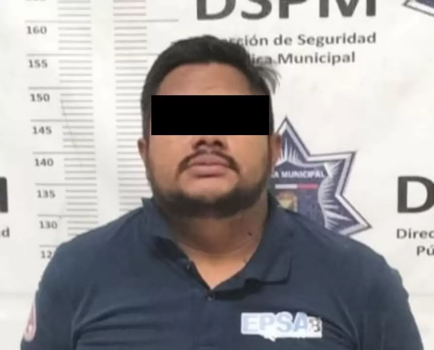 Detiene polic�a municipal a diez personas en 24 horas por venta de pirotecnia y le�a