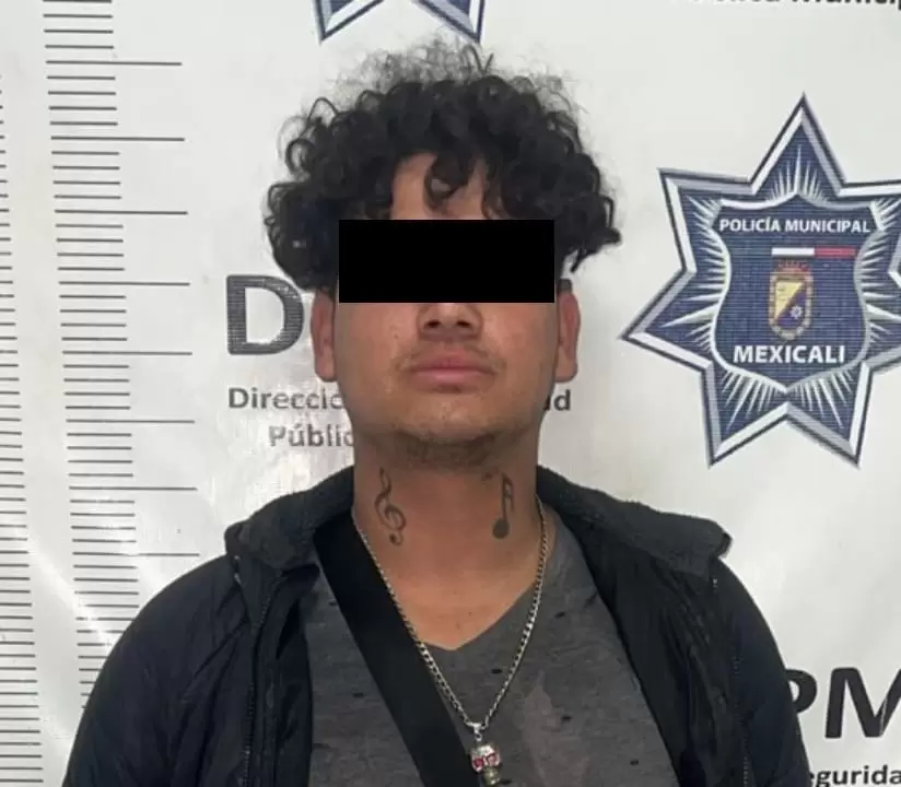 Detiene polic�a municipal a diez personas en 24 horas por venta de pirotecnia y le�a