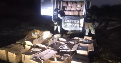 Cami�n que transportaba metanfetamina