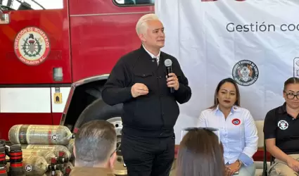 Apoya Ramos a bomberos de San Quint�n