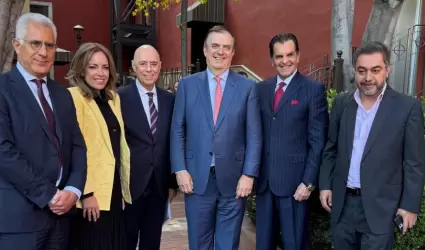 Marcelo Ebrard particip� en el Seminario Perspectivas Econ�micas 2025, que organ