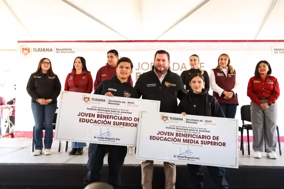Encabeza Ismael Burgue�o la primera Macro Jornada de Bienestar de 2025,