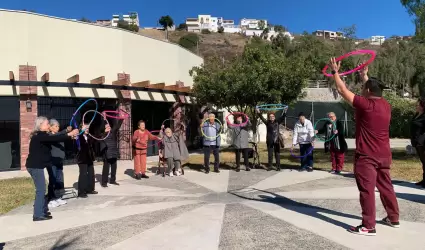 Personas de la tercera edad en Clubes de la Alegr�a