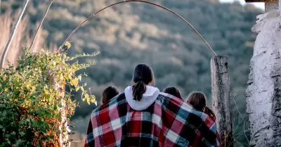 Con tenacidad y esperanza, mujeres y ni�os en movilidad desaf�an al r�gimen migr