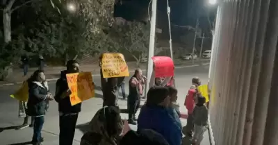 Protestan en albergue �gape por la liberaci�n de cinco turistas colombianos