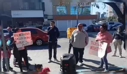 Activistas piden a CNDH intervenga en caso de colombianos retenidos por INM en T