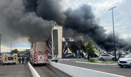 Incendio Plaza Cin�polis