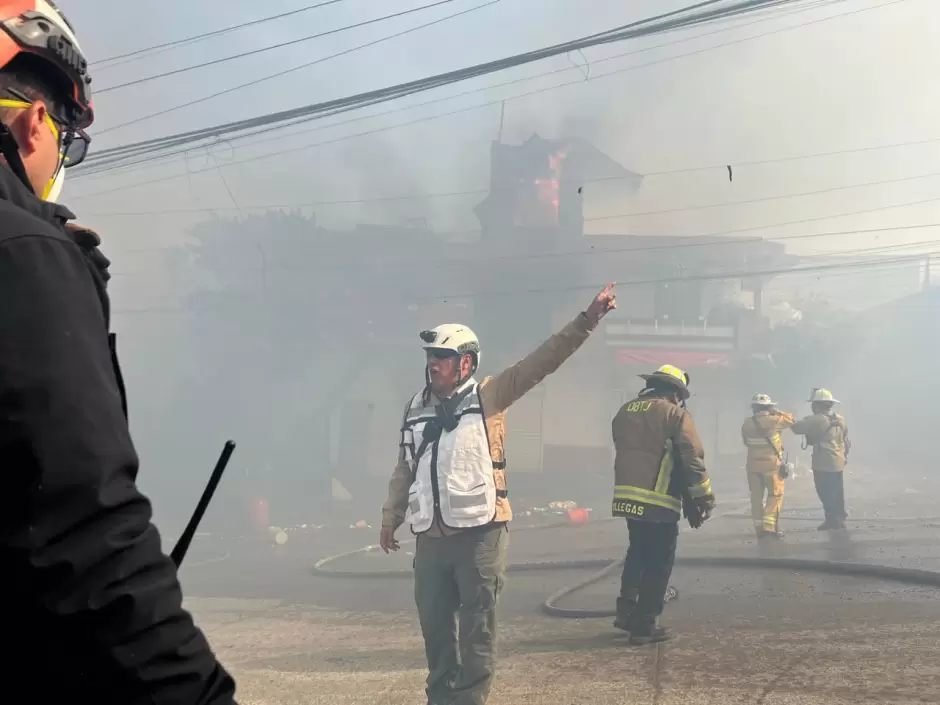 Incendio en Cumbres del Rub�