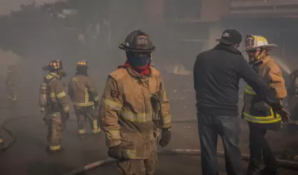 Incendio en Cumbres del Rub�