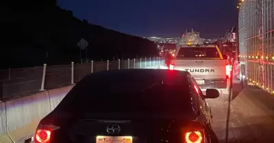 Cierre del Bulevar Alberto Lim�n Padilla genera largas esperas y congestionamien