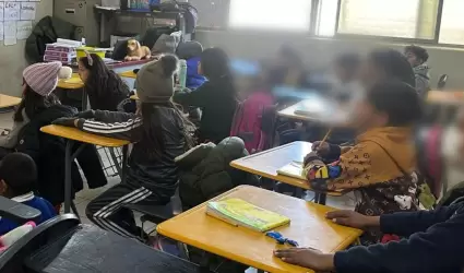 Alumnos, sal�n de clases, escolar, fr�o, bajas temperaturas