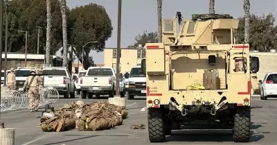 Arriban infantes de marina a la frontera entre California y M�xico