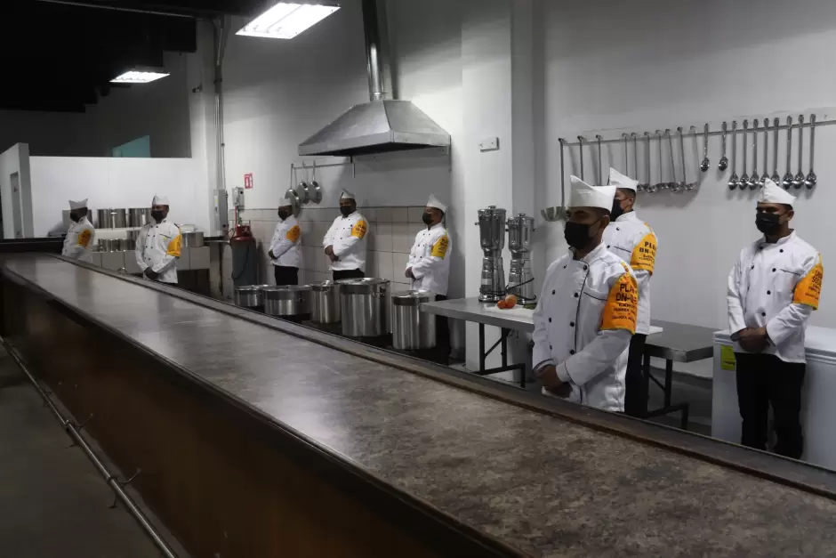 Habilitan refugio para migrantes deportados en Tijuana