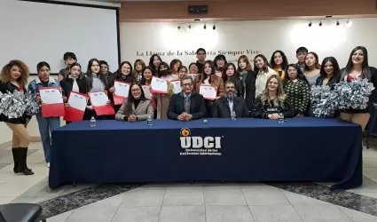 Dise�a joven estudiante uniformes de las Xologirls