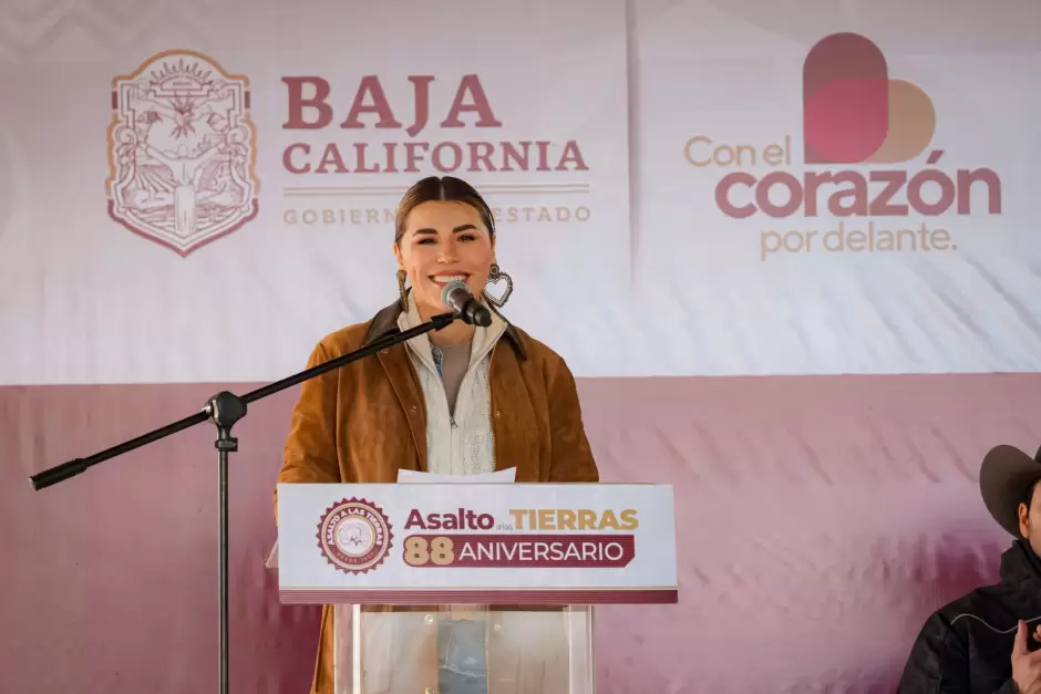Refrenda gobernadora Marina del Pilar apoyo al Valle de Mexicali en 88 aniversario del Asalto a las Tierras