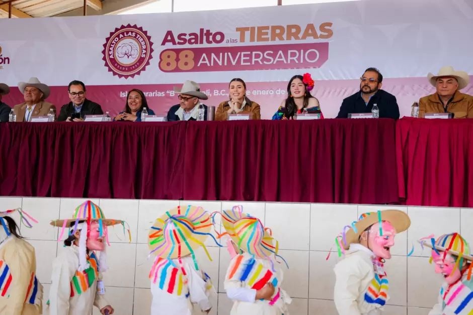 Refrenda gobernadora Marina del Pilar apoyo al Valle de Mexicali en 88 aniversario del Asalto a las Tierras